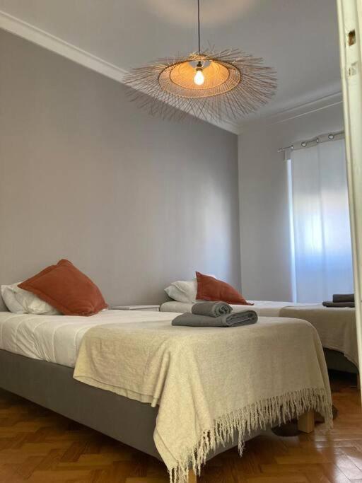 Apartamento Bem Localizado Para Familias & Amigos Lägenhet Lisboa Exteriör bild
